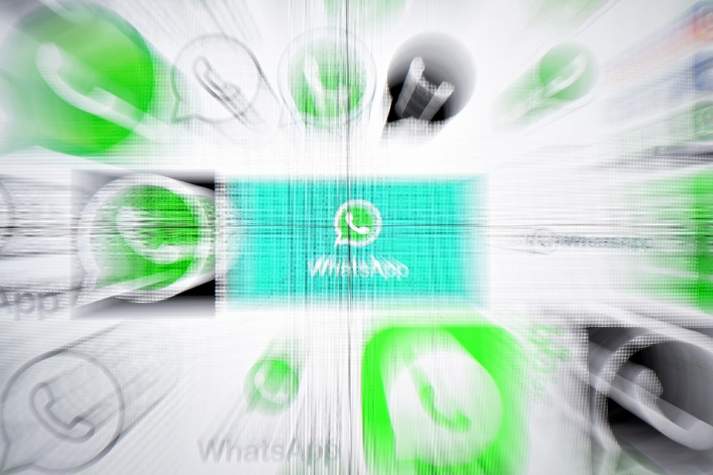 Face aux fake news, WhatsApp limite les transferts de messages