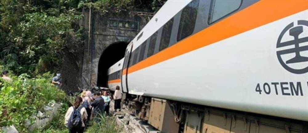 Déraillement d'un train à Taïwan (Chine) : des dizaines de personnes seraient décédées