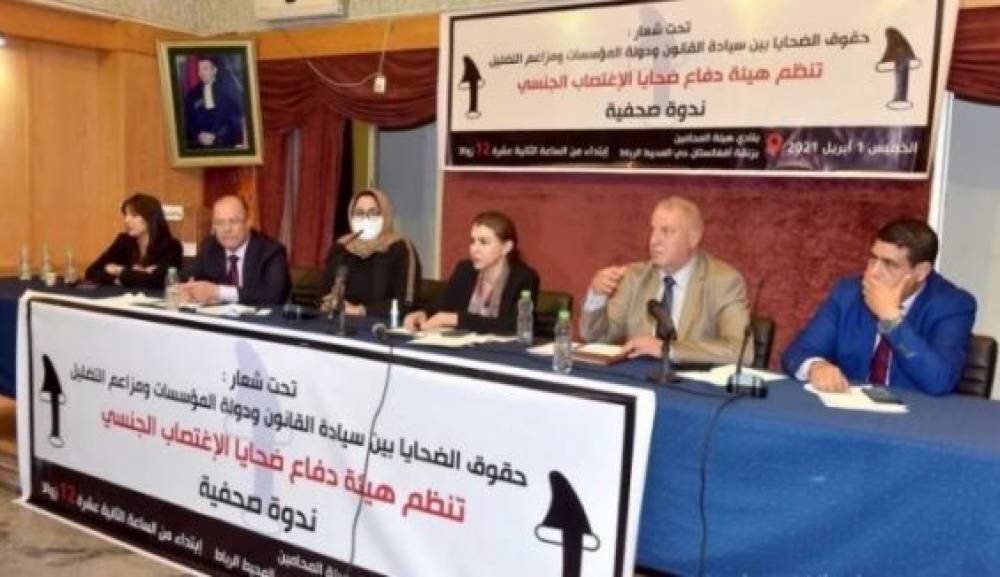 Maroc : Les victimes de Taoufik Bouachrine veulent poursuivre Maati Monjib pour diffamation