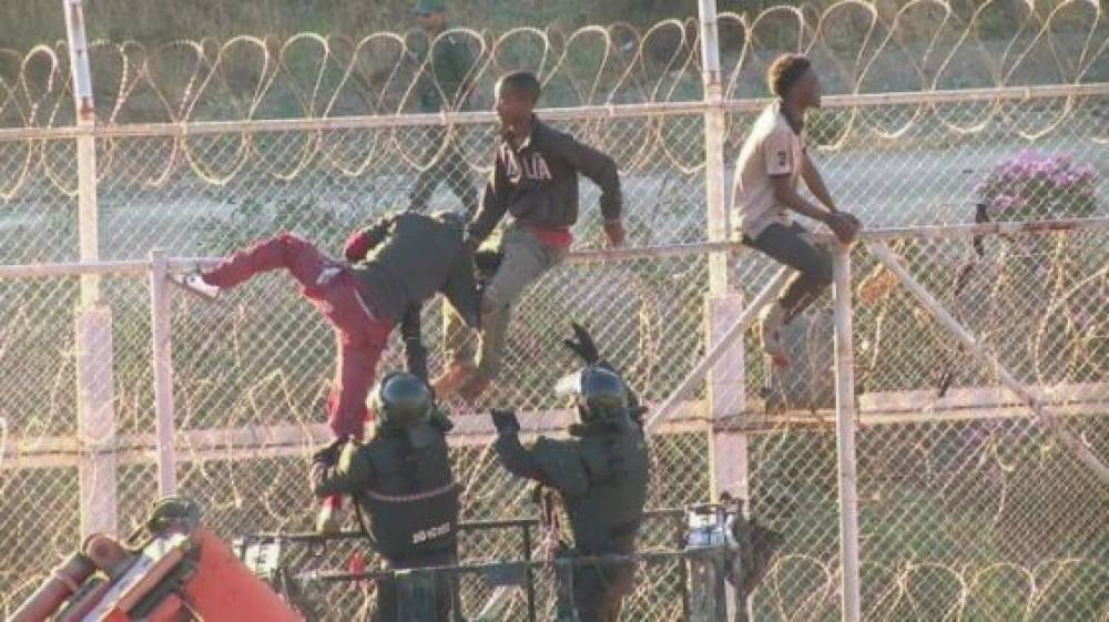 Une tentative d'escalader la clôture entre le Maroc et Ceuta avortée par les autorités