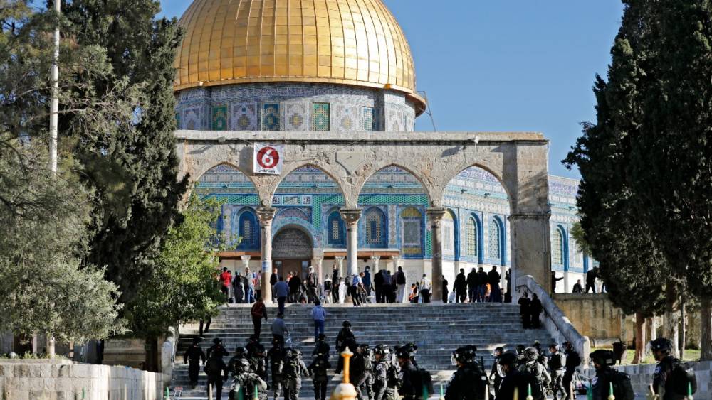 Une centaine de blessés lors de heurts sur l'esplanade des mosquées à Jérusalem