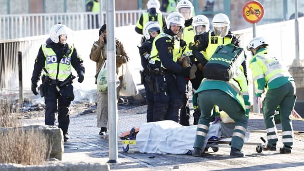 Trois blessés par balle lors d’affrontements violents en Suède