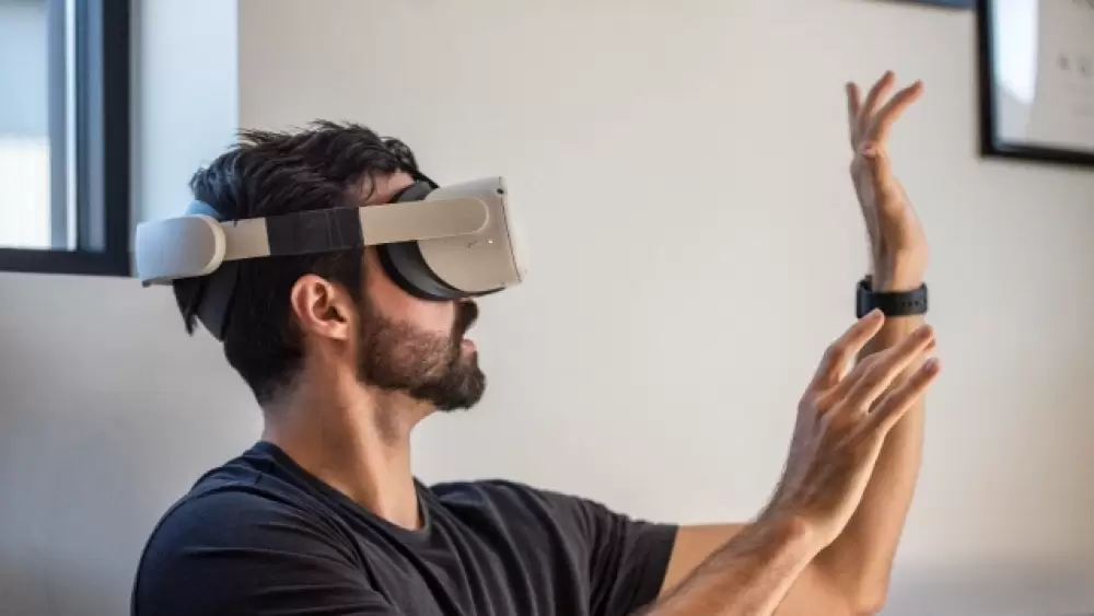 Meta teste la vente d'objets virtuels dans le métavers