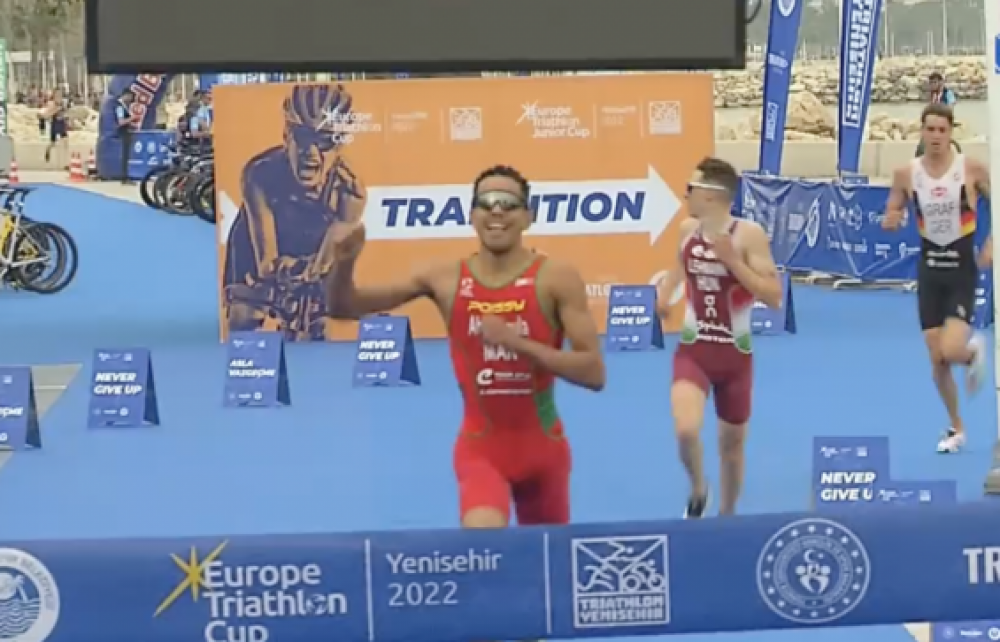 Turquie : Le Marocain Jawad Abdelmoula remporte la Coupe d'Europe de triathlon Yenişehir 2022