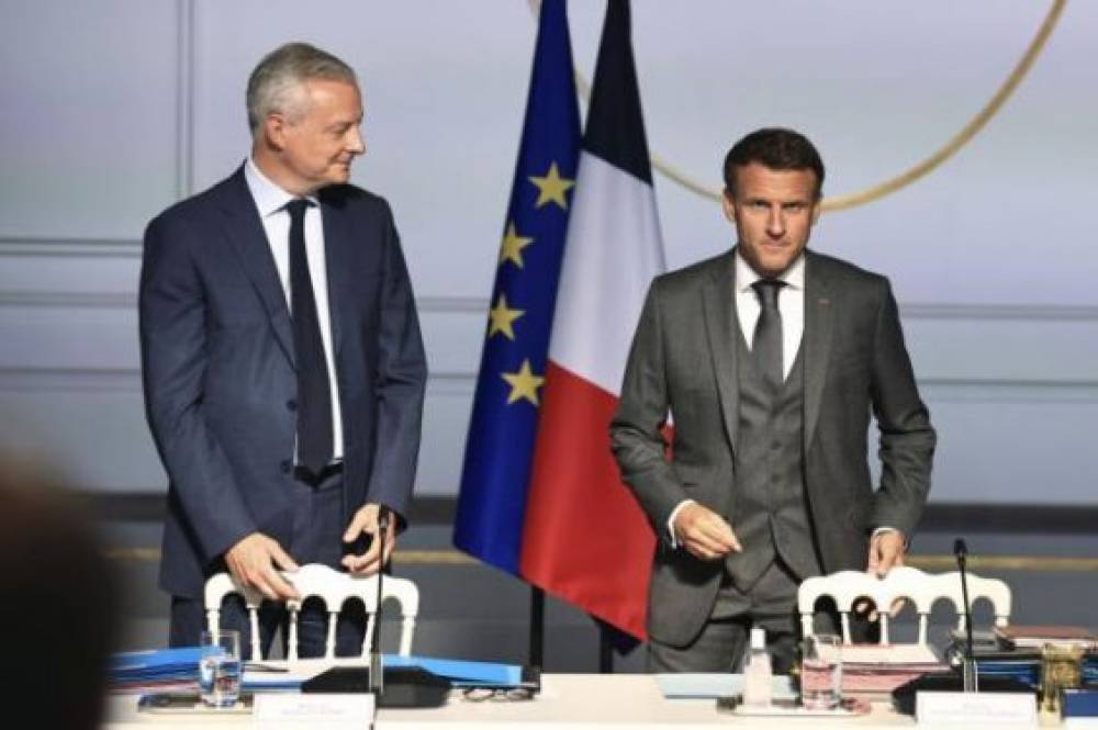 France : Le gouvernement veut s’attaquer à ceux qui «renvoient» leurs aides au…Maghreb