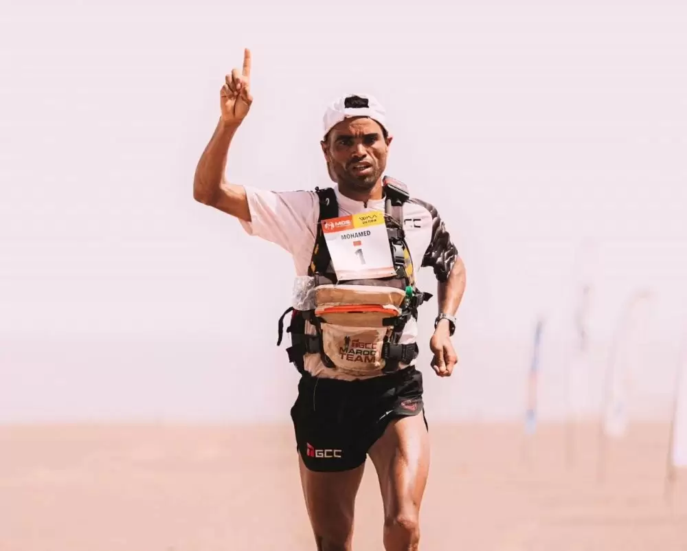 Marathon des sables : toujours intenable, Mohamed El Mourabity arrache la victoire lors de la 3e étape