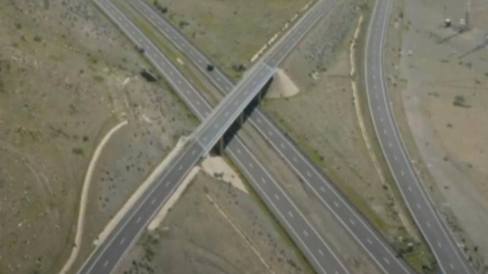 ADM : Travaux de surélévation du tablier du passage supérieur au niveau de l'échangeur Sidi Allal Al Bahraoui au PK 16 de l'autoroute Rabat-Oujda