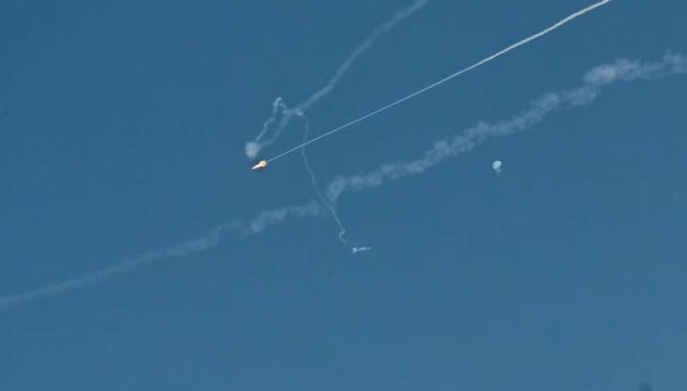 Emirats Arabes Unis : Interception de 19 missiles balistiques et 26 drones lancés depuis l’Iran