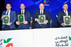 Digitalisation des commerçants : Al Barid Bank, Barid Cash, Chari et le Ministère de l’Industrie scellent un partenariat stratégique