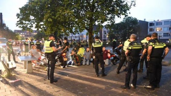 Pays-Bas : Des émeutes successives à Utrecht entre jeunes néerlando-marocains et policiers