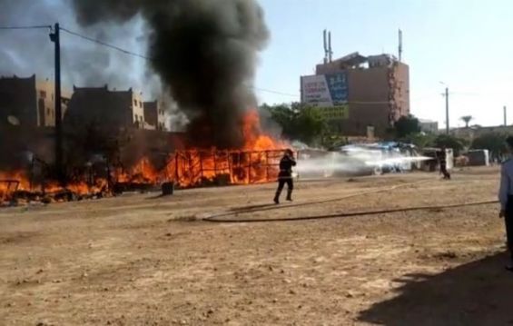 Maroc : Le camp de migrants à Tiznit prend feu