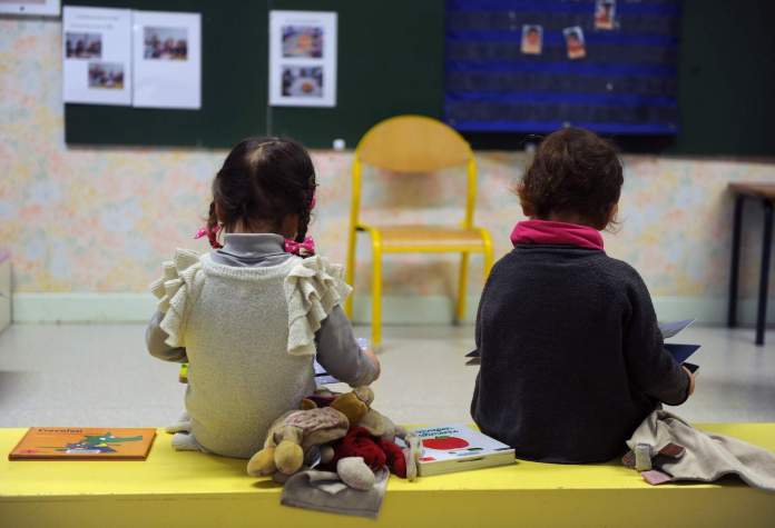 Port du masque, désinfection et sensibilisation : pédiatres et pédopsychiatres livrent leurs recommandations pour la rentrée