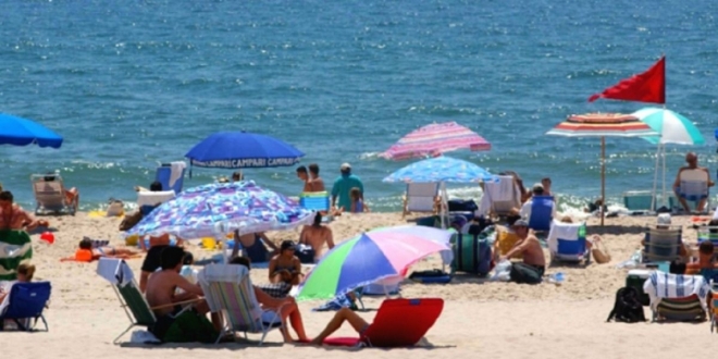 Covid-19 au Maroc: les plages de cette région du Nord vont fermer