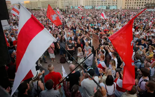 Biélorussie : l’Union européenne rejette le résultat de l’élection et annonce des sanctions