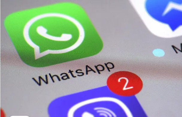 « Fake news »: WhatsApp lance un bouton pour faciliter la recherche des utilisateurs