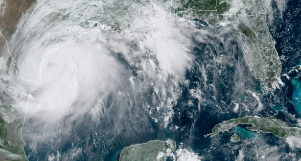 L’ouragan Laura menace la Louisiane et le Texas