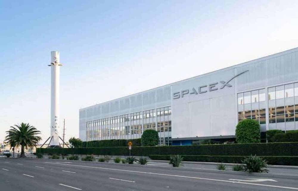 SpaceX s’associe à une startup pour diffuser des publicités dans l’espace