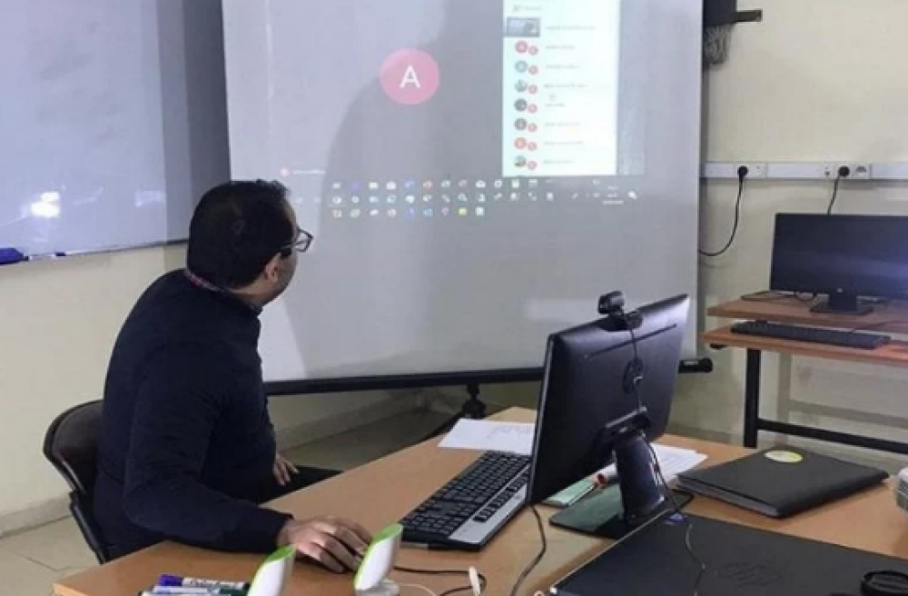 Un syndicat appelle les enseignants à s’opposer à l’enseignement à distance
