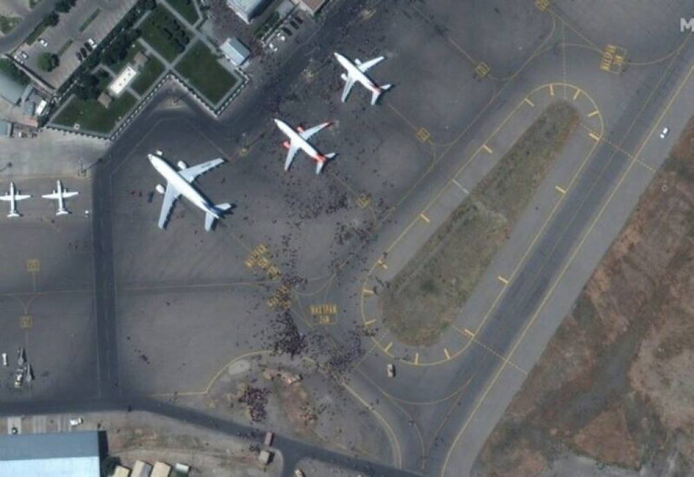 L’aéroport de Kaboul “sécurisé”, les vols d’évacuation reprennent