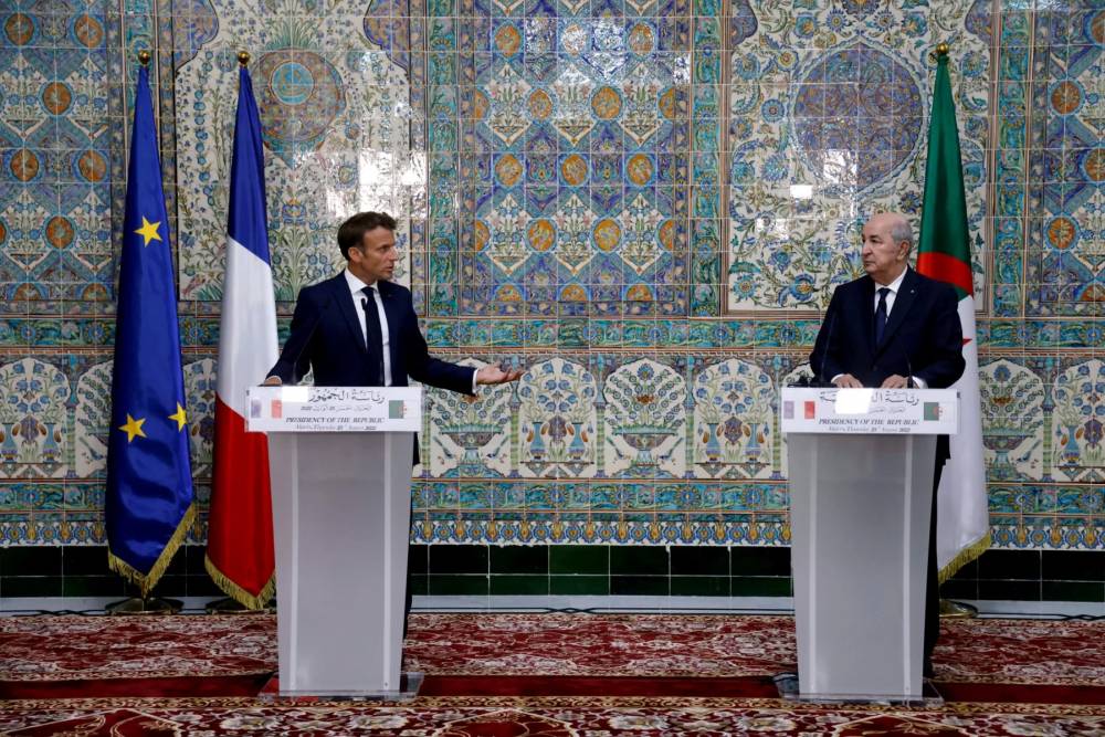 Algérie : Macron veut être “plus souple” sur l’immigration “choisie”