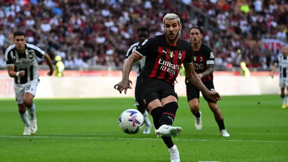 Tour d'Europe des stades: premier test pour l'AC Milan, choc ManU-Liverpool