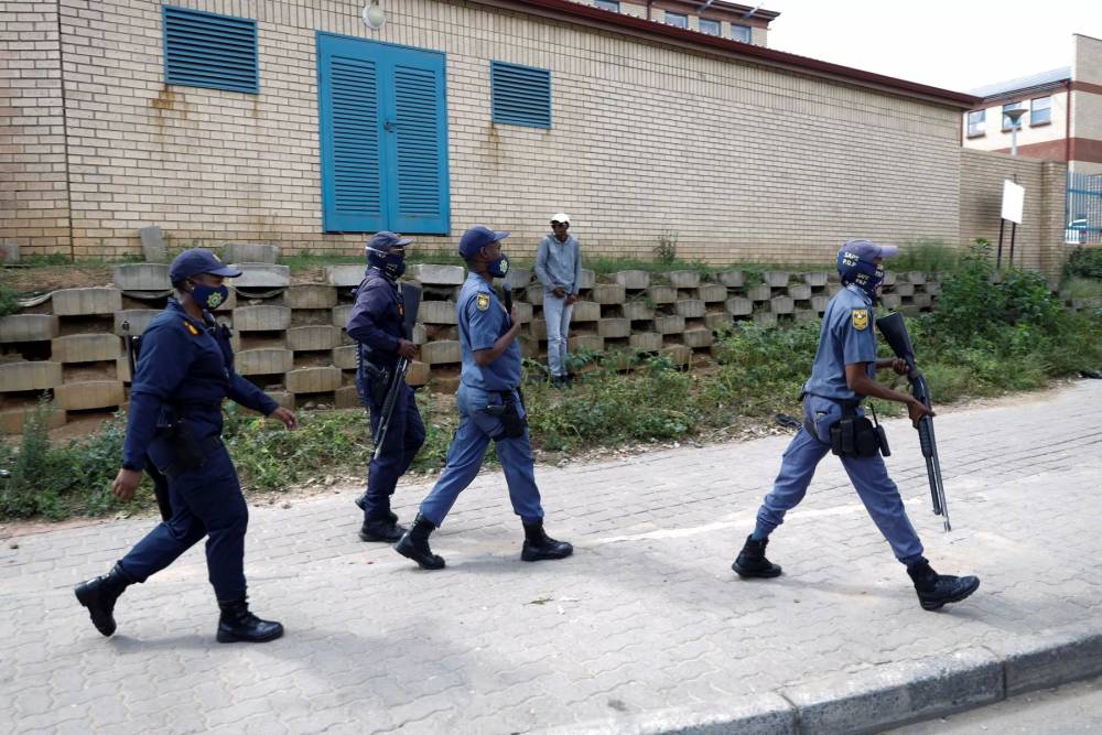 Afrique du Sud : plus de 80 personnes devant la justice après un viol collectif