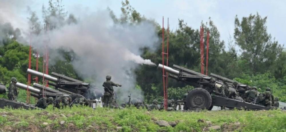 Taïwan organise des exercices militaires et accuse Pékin de préparer une invasion