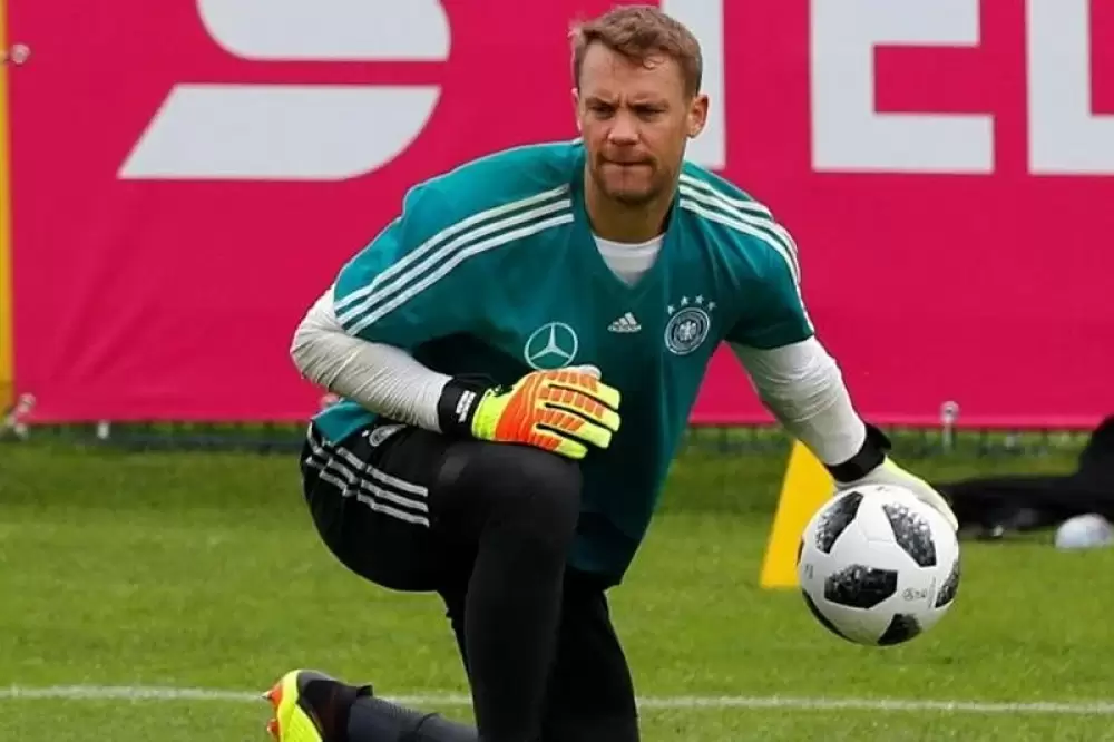 Mannschaft : La titularité de Neuer menacée