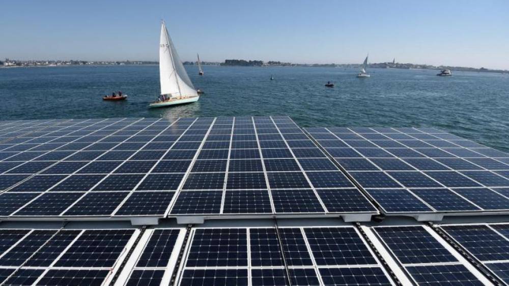 Vers l'installation de panneaux solaires flottants en mer du Nord