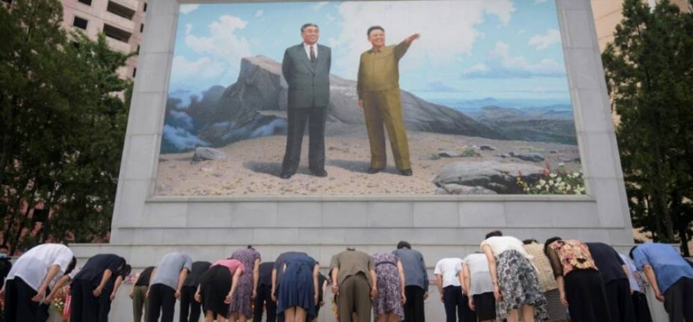 Les Nord-Coréens sommés de protéger les effigies des Kim pendant la tempête