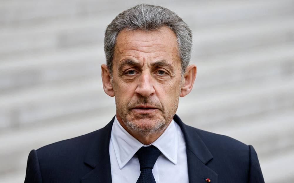 Sarkozy recommande de ne "pas bâtir une amitié artificielle" avec l'Algérie (Figaro)