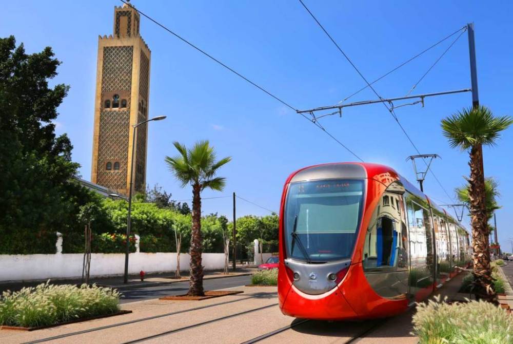 Cortège festif sur la voie du tramway à Casablanca: enquête judiciaire pour interpeller les automobilistes