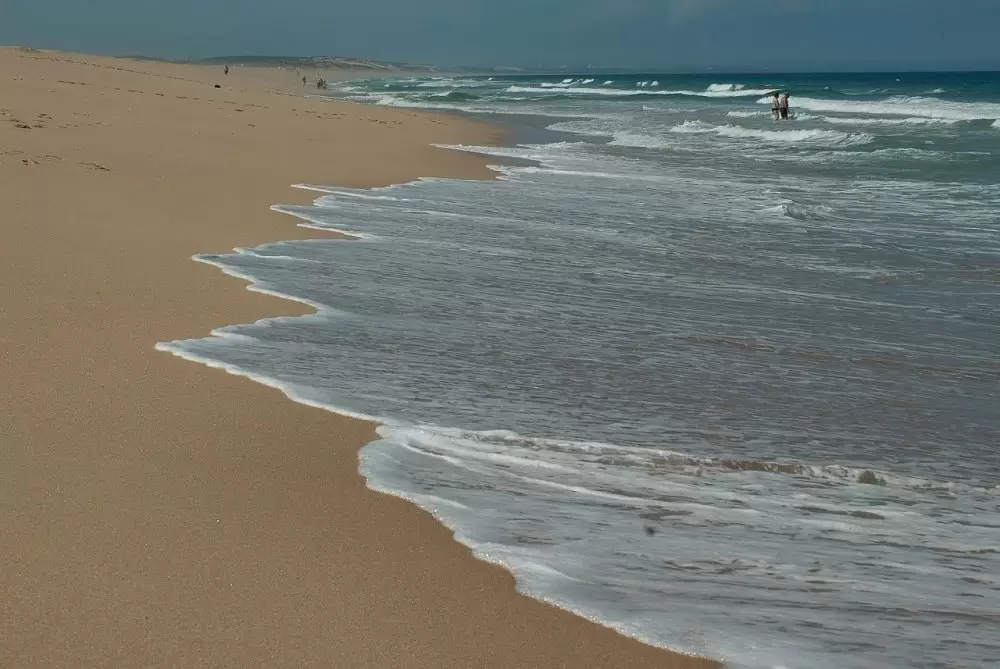 Baisse du niveau de la mer : un phénomène naturel selon Maroc Météo