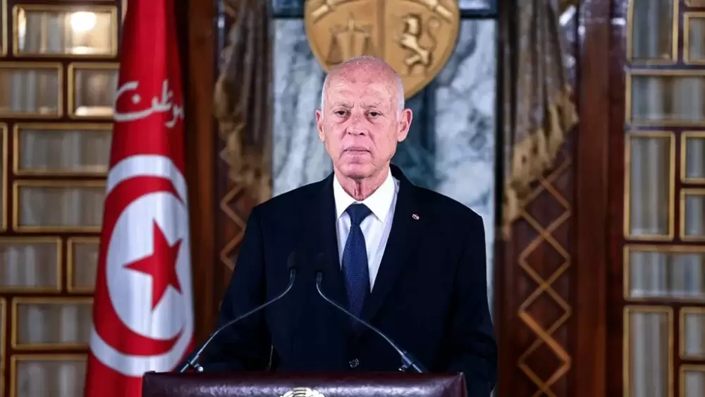 Tunisie : le président procède à un vaste remaniement ministériel surprise