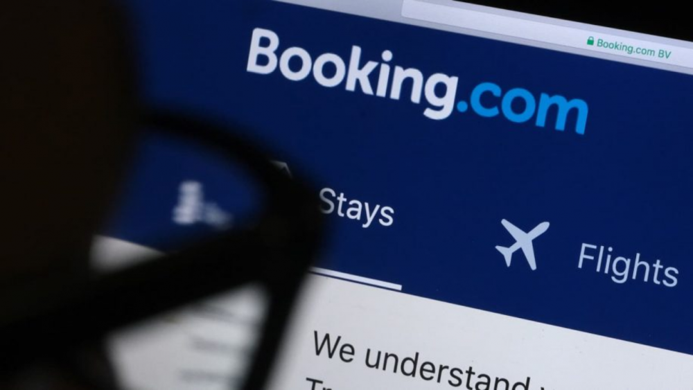Plus de 10.000 hôtels européens réclament une indemnisation à Booking
