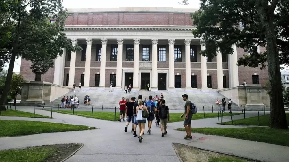 Les États-Unis ont révoqué les visas de plus de 6.000 étudiants étrangers