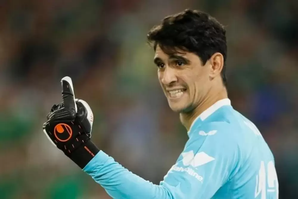 Ballon d'Or 2025 : Yassine Bounou parmi les prétendants au Trophée Yachine