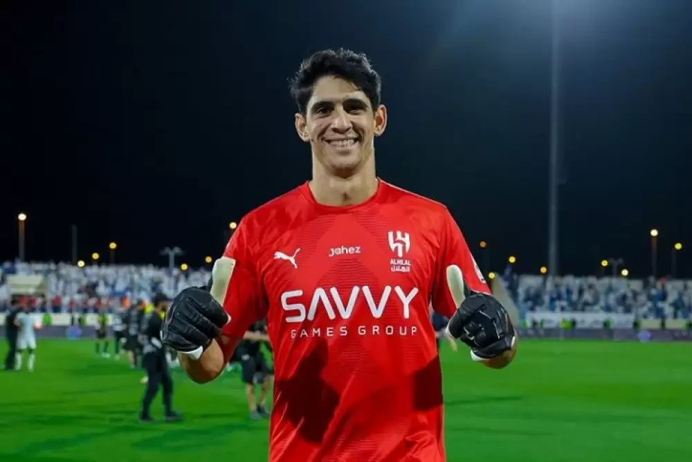 Trophée Yachine : Yassine Bounou continue de dominer le sondage de l'Equipe