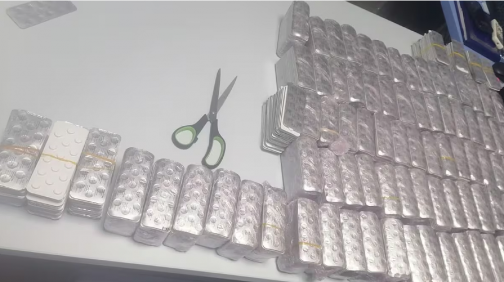 Saisie à Bab Sebta: 54.000 comprimés de Rivotril interceptés dans une voiture étrangère
