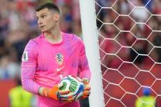 Le gardien croate Dominik Livakovic s'engage avec le Barça jusqu'en 2030
