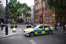 Quatre hommes poignardés dans le centre de Londres, une femme arrêtée
