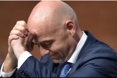 Le Maroc et 5 fédérations arabes soutiennent le maintien d’Infantino à la tête de la FIFA