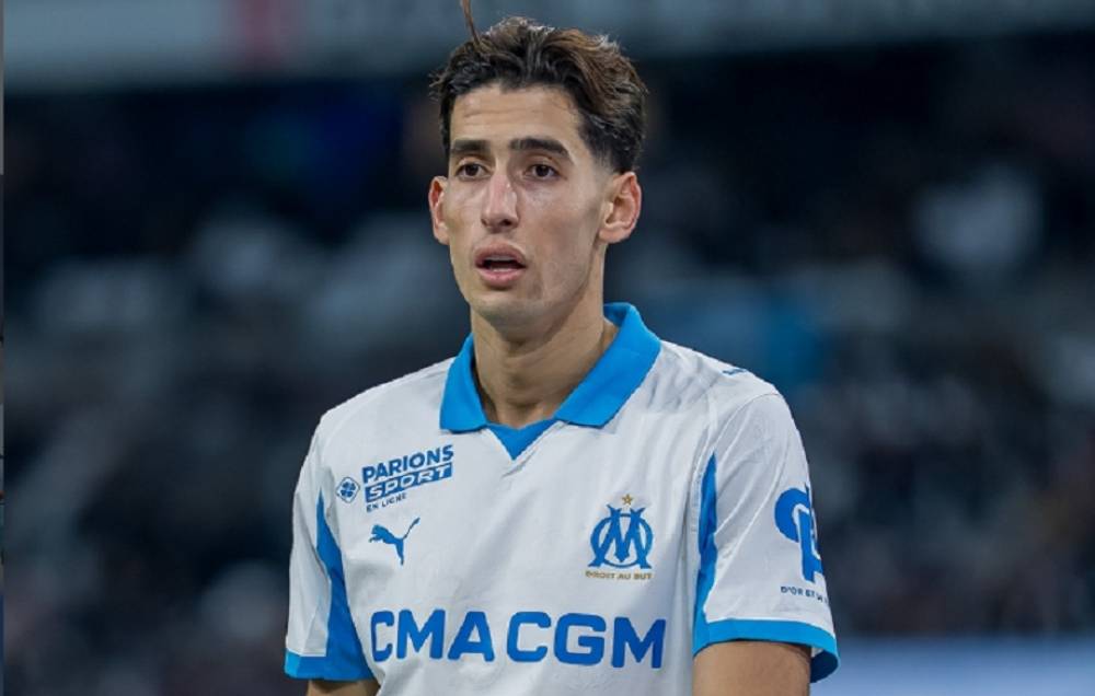 Négociations entre l'OM et la Real Sociedad pour le transfert d'Aguerd