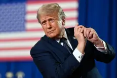 Donald Trump mise sur la pression économique pour pousser l'Iran à rouvrir le détroit d'Ormuz