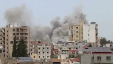 Frappes israéliennes sur le sud du Liban parallèle...