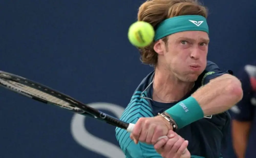 Masters 1000 de Montréal : Rublev s'incline face au Chinois Shang Juncheng