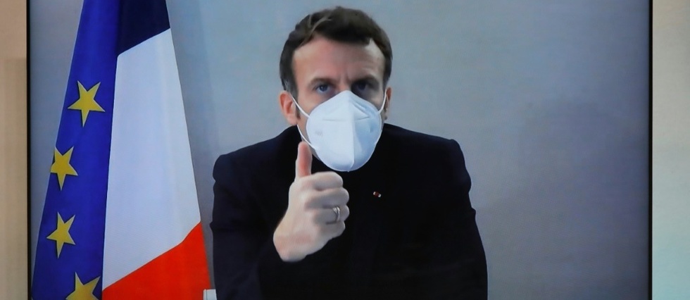 Très fatigué par le Covid, Macron travaille à distance