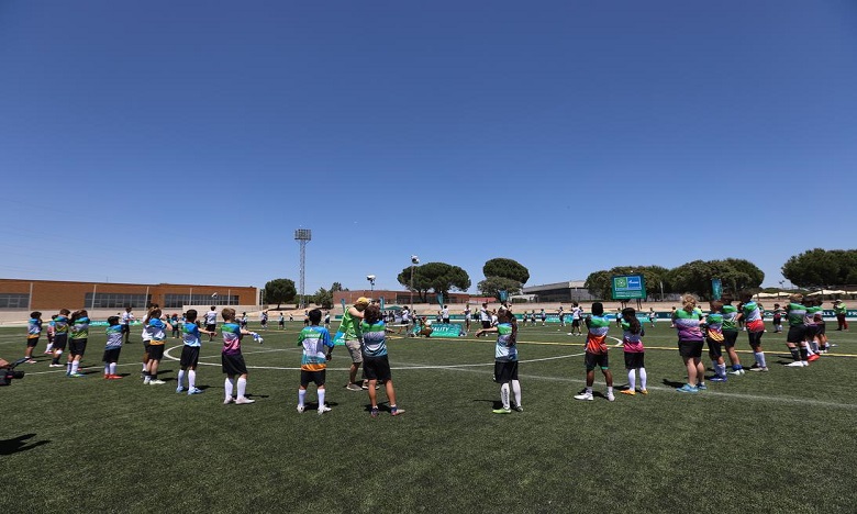 "Football pour l'amitié" forme les entraineurs