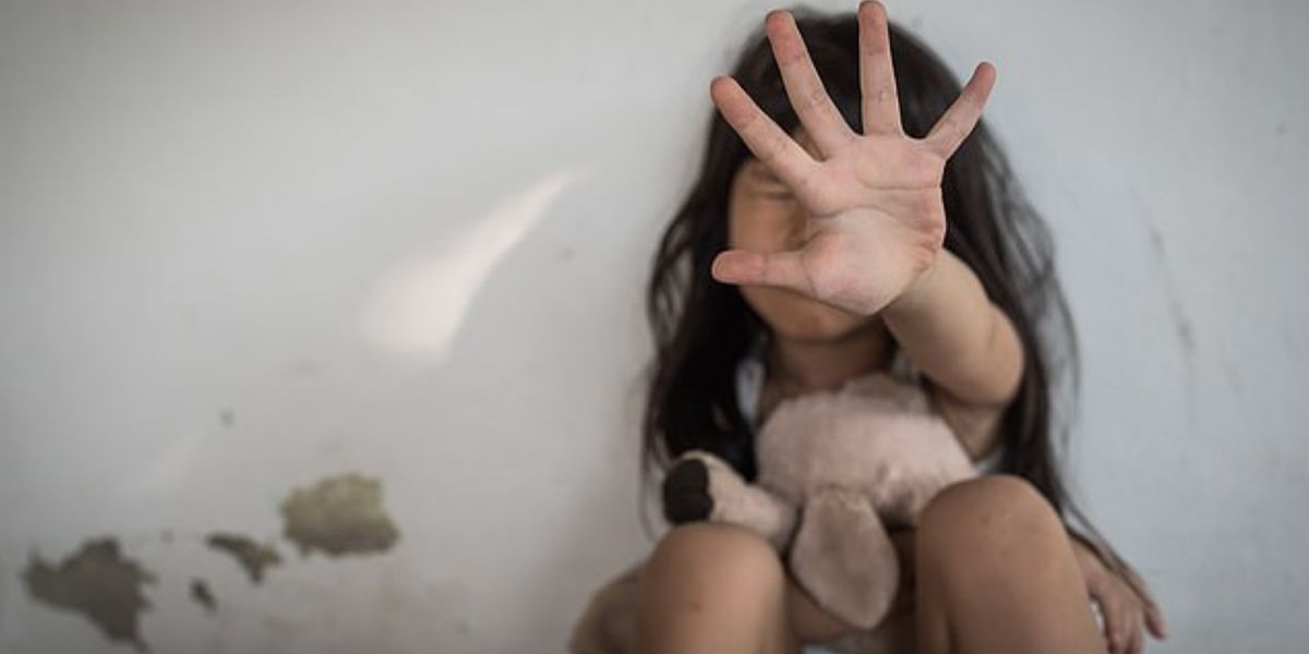 Le gouvernement refuse de sanctionner davantage les violeurs d’enfants !