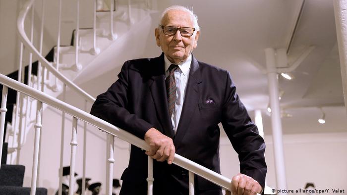 Le couturier français Pierre Cardin est mort